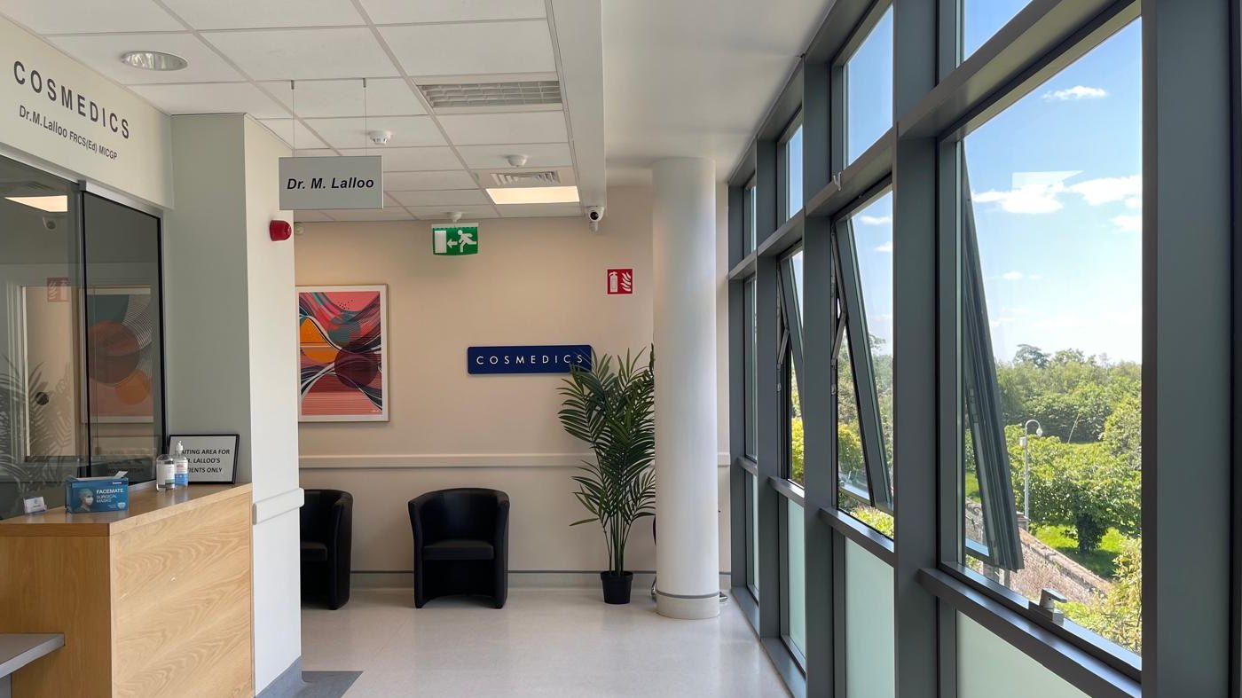 The Cosmedics reception and waiting area